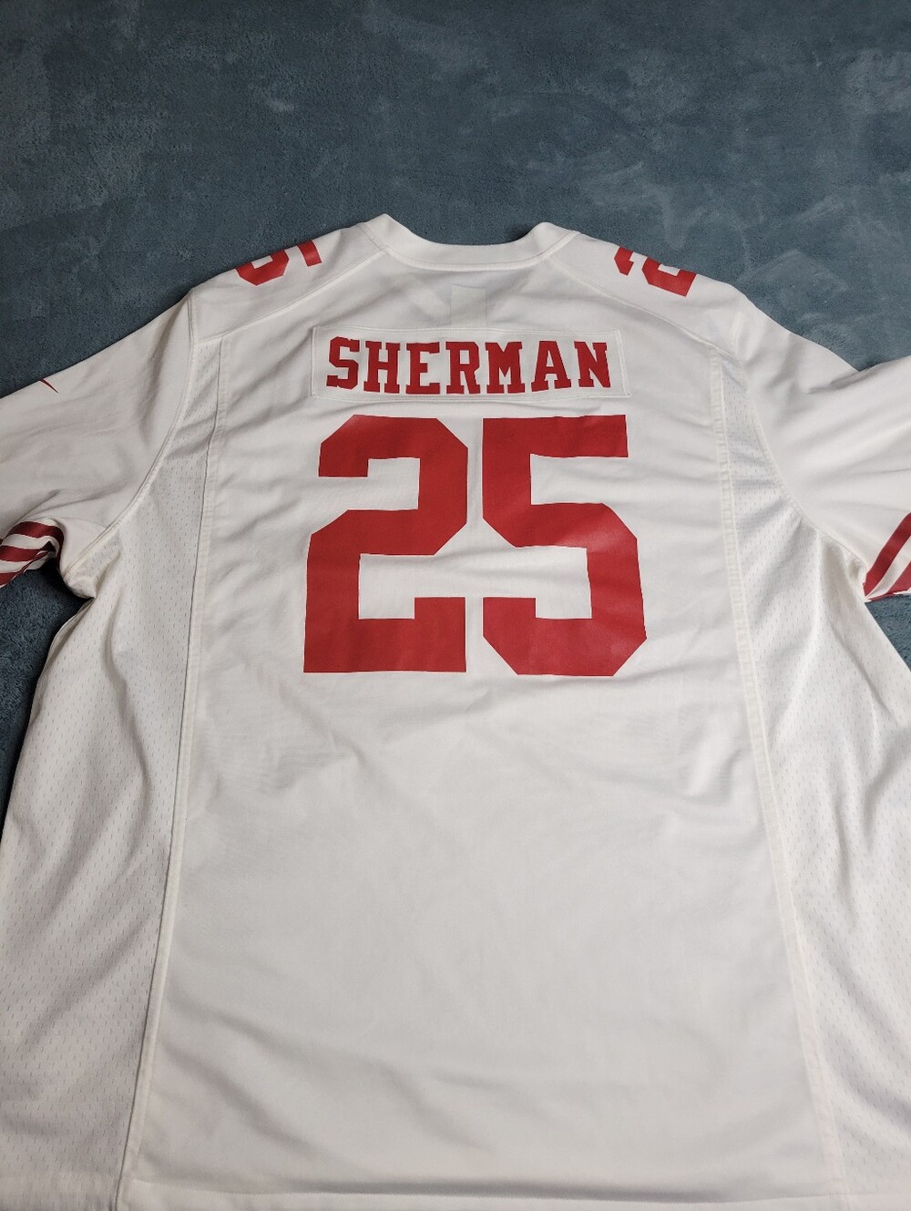 Nike NFL Men’s White & Red 49ers #25 Richard Sherman Jersey